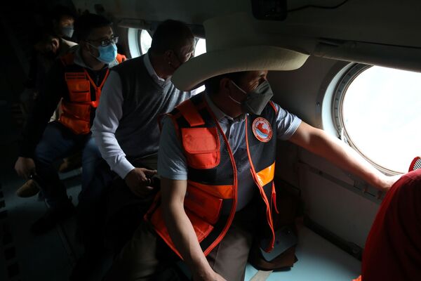 被災地の視察へ向かうペドロ・カスティジョ大統領（ペルー・アマソナス県、28日） - Sputnik 日本