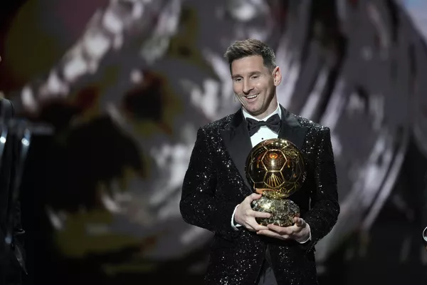 アルゼンチンのサッカー選手、リオネル・メッシ選手。夏にパリ・サンジェルマン（PSG）に移籍、11月にバロンドール（世界年間最優秀選手賞）を受賞 - Sputnik 日本