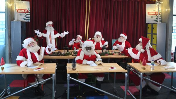 Школе Санта-Клаусов в Лондоне - Sputnik 日本
