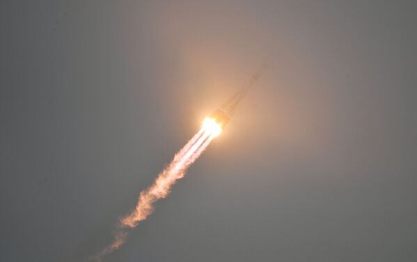 前澤友作氏らを乗せたソユーズ宇宙船打ち上げの様子 - Sputnik 日本