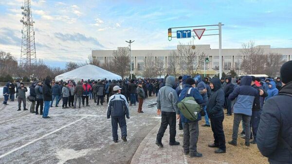 Митинг против повышения цен на газ в Актау, Казахстан - Sputnik 日本