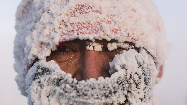 Участник Международного самого холодного в мире марафона в Якутии  - Sputnik 日本