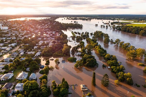 メアリー川が氾濫し、洪水が発生したメアリーバラ（クイーンズランド州、28日） - Sputnik 日本