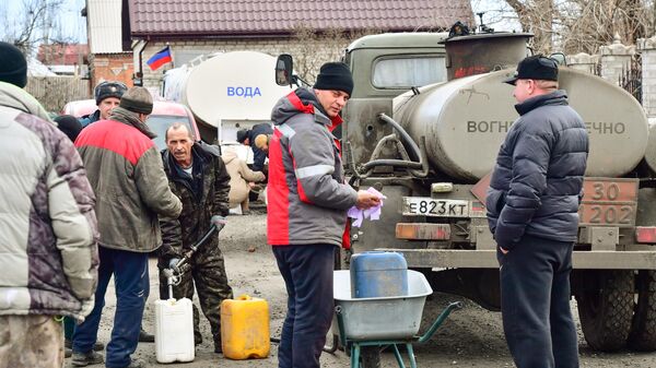 マリウポレ近郊からの難民 - Sputnik 日本