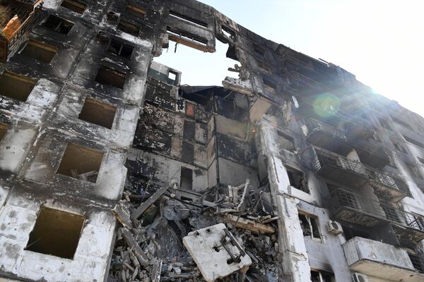 砲撃により損壊した住宅（ウクライナ・マリウポリ、28日） - Sputnik 日本
