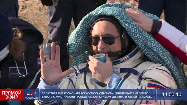 地球に帰還したロスコスモスのアントン・シュカプレロフ宇宙飛行士（カザフスタン・ジェスカスガン、30日） - Sputnik 日本