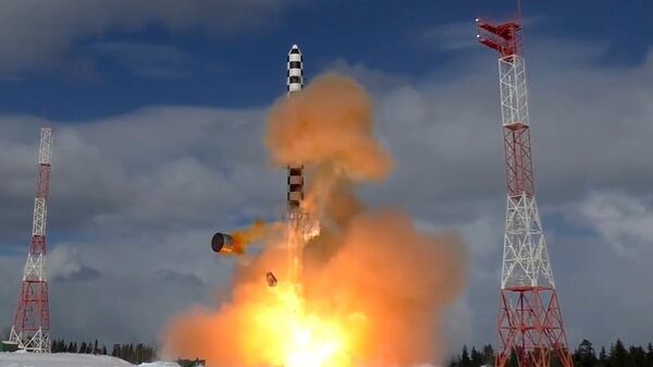ロシアの最新の大陸弾道弾ミサイルRS-28（サルマト） - Sputnik 日本