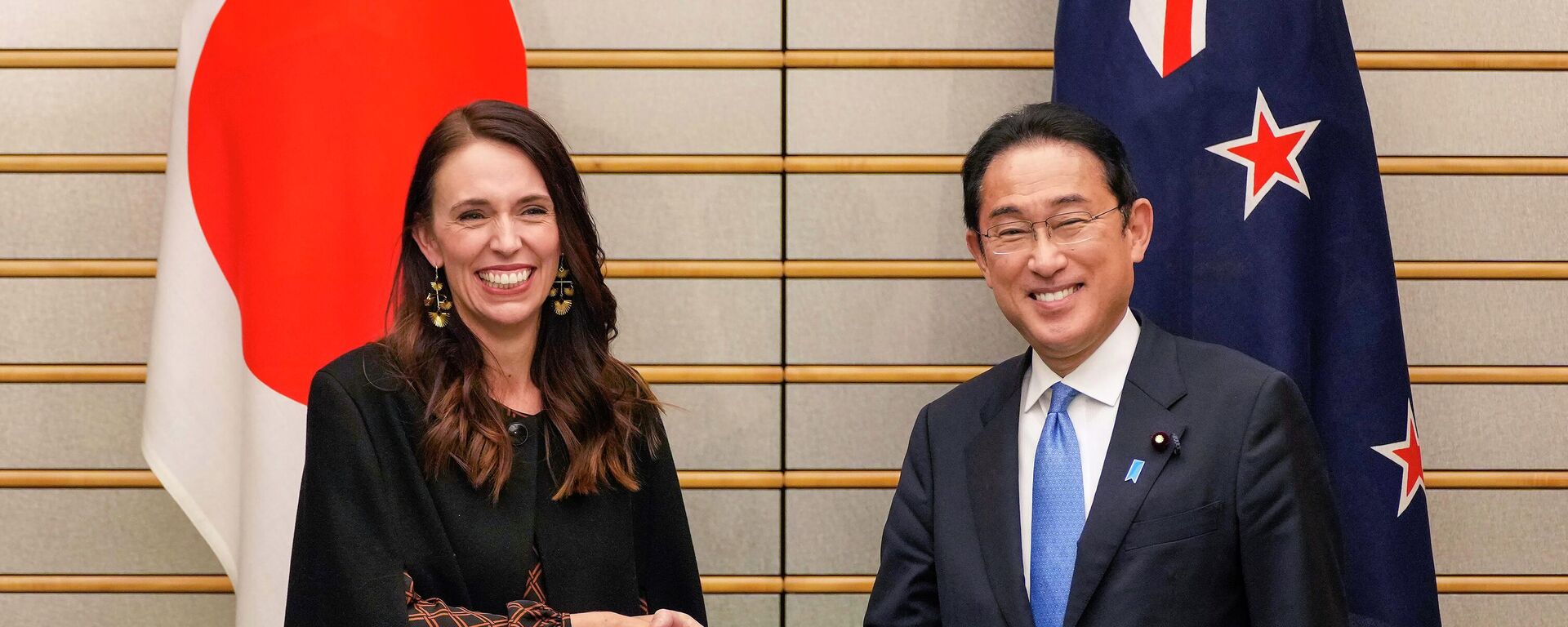日本の岸田首相は21日、ニュージーランドのアーダン首相と官邸で首脳会談を行った。 - Sputnik 日本, 1920, 22.04.2022