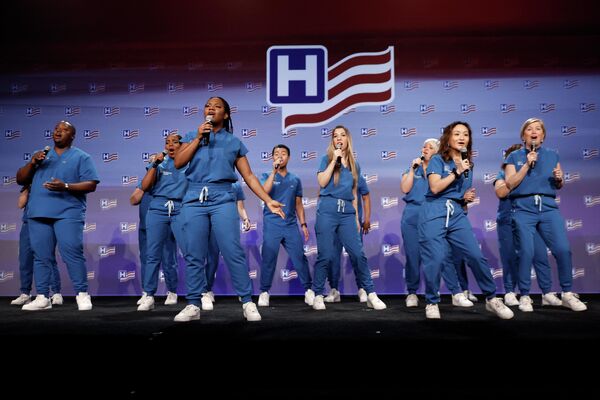 米国病院協会の年次総会で歌を披露する看護師の合唱団（米ワシントン、2022年4月25日） - Sputnik 日本