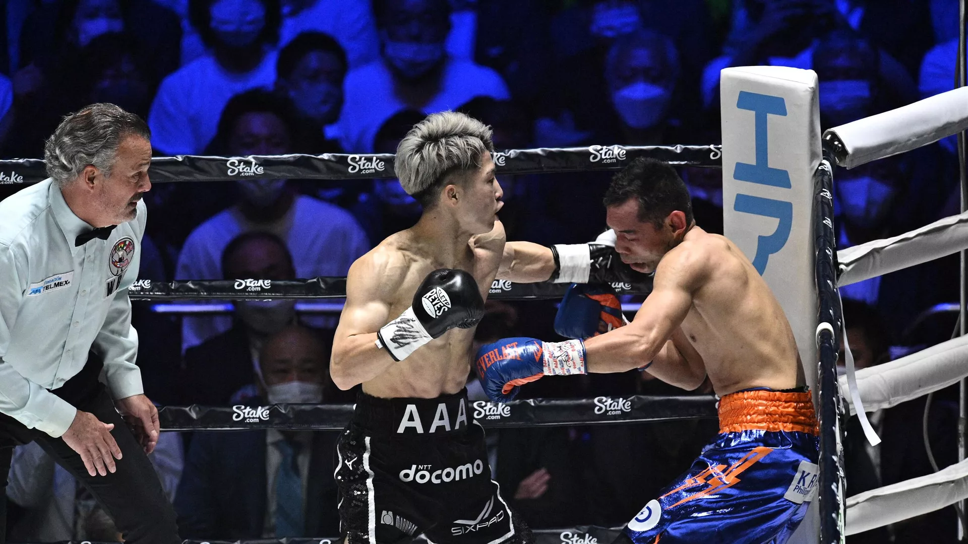 井上尚弥選手とノニト・ドネア選手