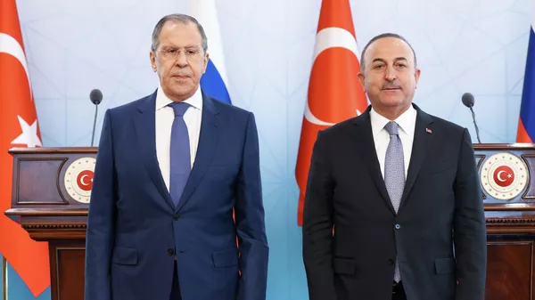 ロシアのラブロフ外相とトルコのメヴルット・チャブシュオール外相 - Sputnik 日本