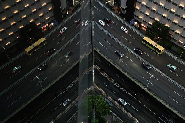 高速道路を走行する車両（中国・上海、22日） - Sputnik 日本