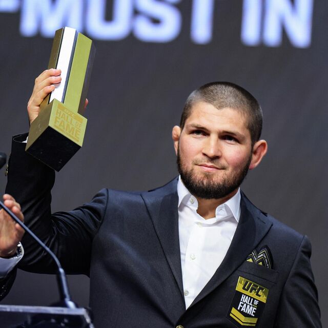 UFCチャンピオンベルトヌルマゴメドフプロハースカポイエーゲイジー