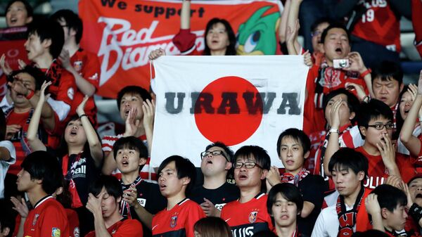 アブダビでの試合前に浦和レッズのファンが拍手 - Sputnik 日本