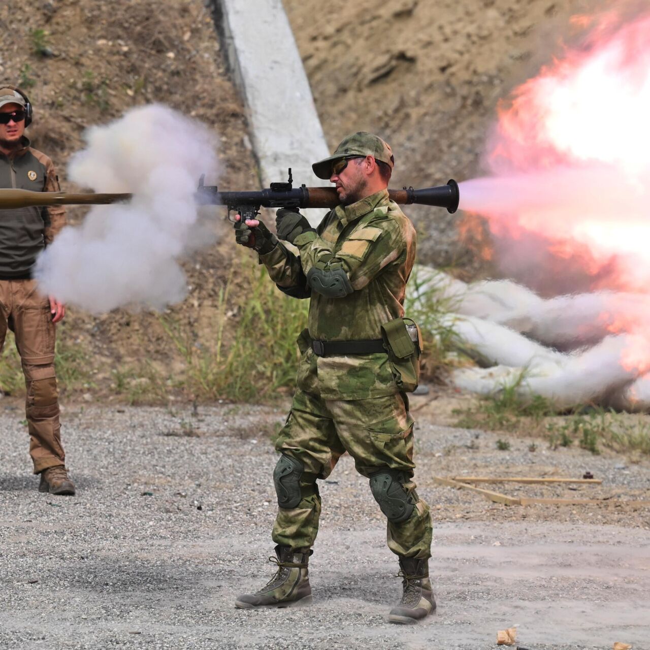 特殊軍事作戦の義勇兵志願者はどんな訓練をしている