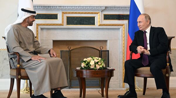 UAE大統領がロシアを初訪問、ウクライナ危機の仲裁に向けて協力 - Sputnik 日本