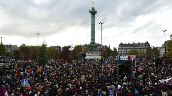 パリ、生活費高騰反対のデモ（16日） - Sputnik 日本