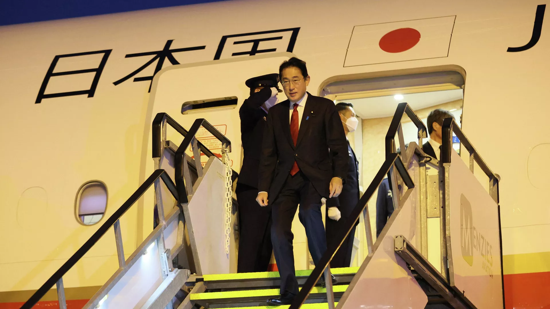 岸田首相