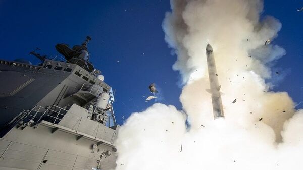 米製ミサイル「SM-3」を発射する海上自衛隊のイージス艦「まや」 - Sputnik 日本