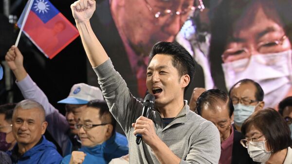 Новый мэр Тайбэя Чан Ван-ань во время митинга после победы на выборах - Sputnik 日本