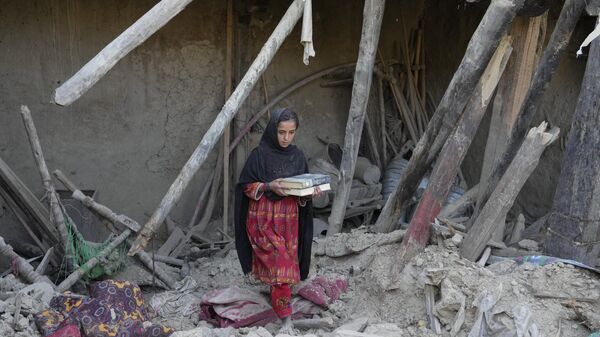 アフガンでM6.4の地震で死者120人超、国際社会の支援が急務 - Sputnik 日本