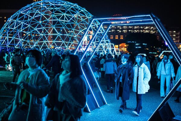 イルミネーションイベントを訪れた人々（神奈川県横浜市、10日） - Sputnik 日本