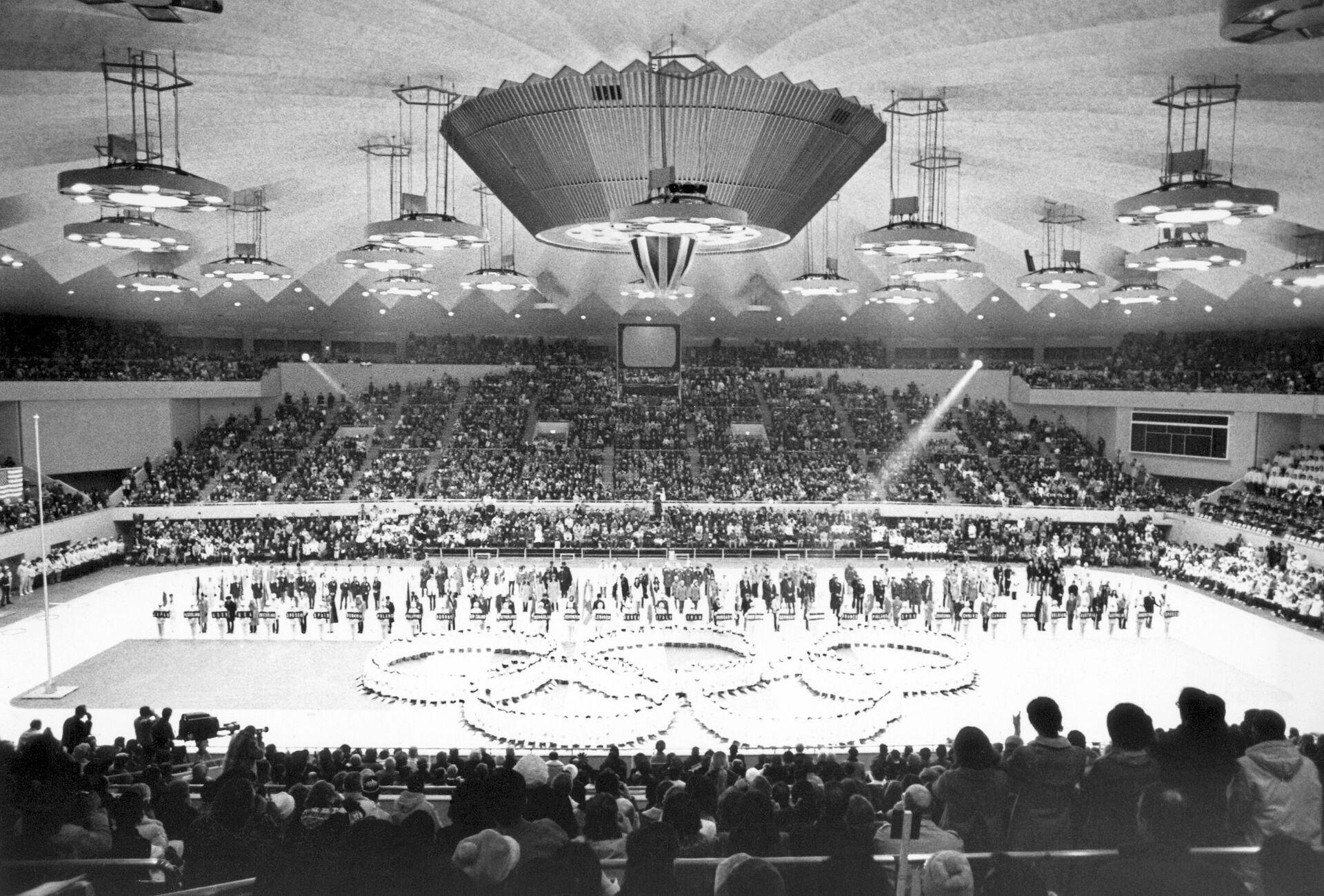 Церемония закрытия Зимних Олимпийских игр в Саппоро, 1972 год - Sputnik 日本, 1920, 23.12.2022