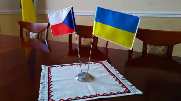 ウクライナとチェコの国旗 - Sputnik 日本