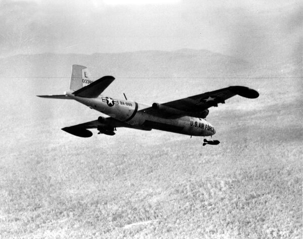 ベトナム戦争時に使用された米空軍のB-57爆撃機 - Sputnik 日本