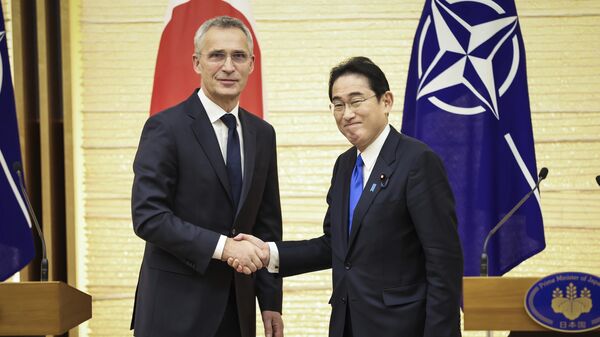 岸田首相とNATOのストルテンベルグ事務総長 - Sputnik 日本