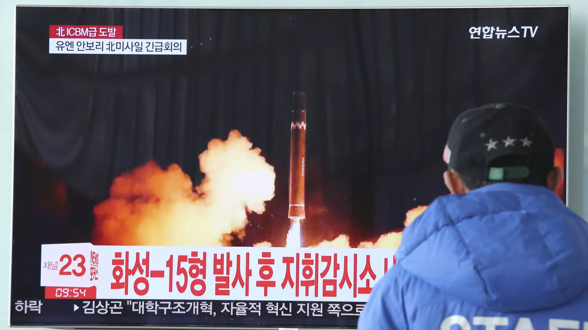 北朝鮮、ICBM「火星15」発射の報道