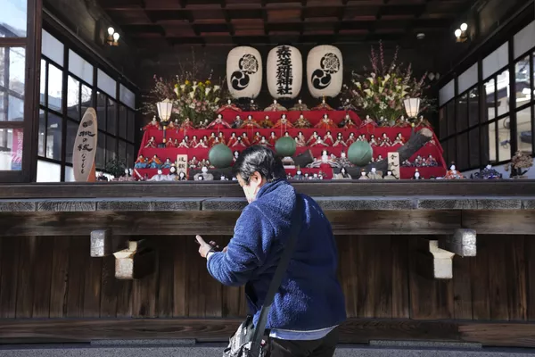 素盞雄（すさのお）神社に寄付され、飾られたひな人形（東京都荒川区、3日） - Sputnik 日本