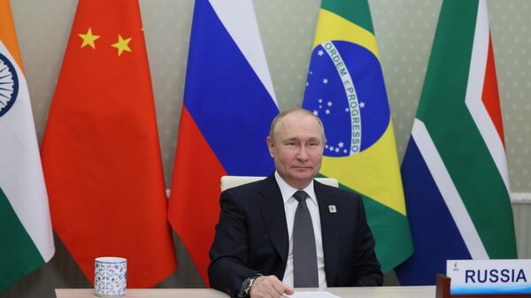 オンライン形式で開催された第14回BRICS首脳会議に参加するロシアのウラジーミル・プーチン大統領 - Sputnik 日本