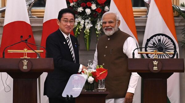 日本の岸田首相は20日、訪問先のインドでモディ首相と会談 - Sputnik 日本