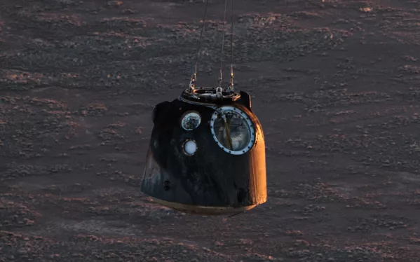 クルーを乗せず無人で帰還した宇宙船「ソユーズMS-22」の着陸船(カザフスタン・ジェスカスガン、28日) クルーを乗せず無人で帰還した宇宙船「ソユーズMS-22」の着陸船(カザフスタン・ジェスカスガン、28日) - Sputnik 日本