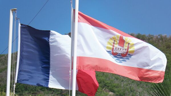 フランスと仏領ポリネシアの旗 - Sputnik 日本