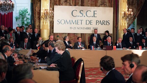 パリで欧州通常戦力条約（CFE条約）に調印  - Sputnik 日本