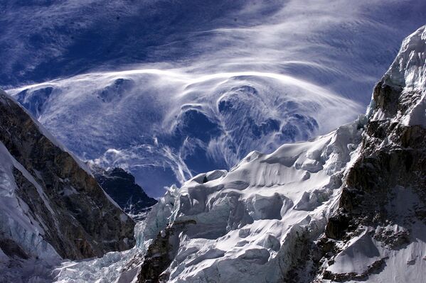 ベースキャンプから見たエベレスト周辺の山々（2003年5月24日撮影） - Sputnik 日本
