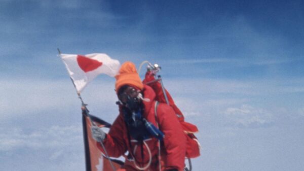 1975年5月16日、女性として初めてエベレスト登頂に成功した日本の登山家・田部井淳子さん - Sputnik 日本