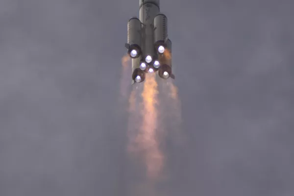 「神舟16号」を搭載して離陸する長征2号Fロケット(中国・甘粛省、30日) 「神舟16号」を搭載して離陸する長征2号Fロケット(中国・甘粛省、30日) - Sputnik 日本