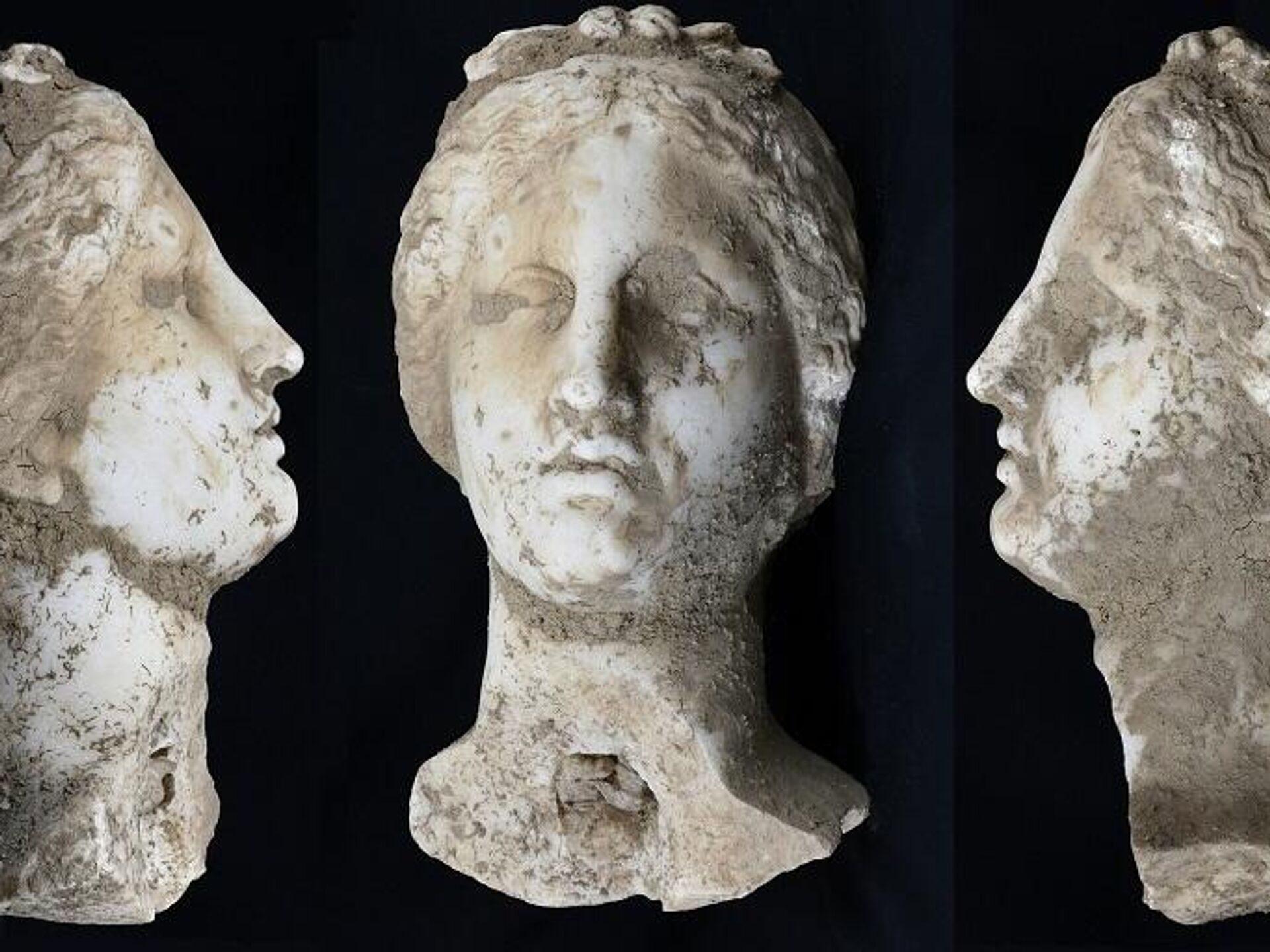 古代ローマ 黒い大理石の彫刻 女性像 ヨーロッパ