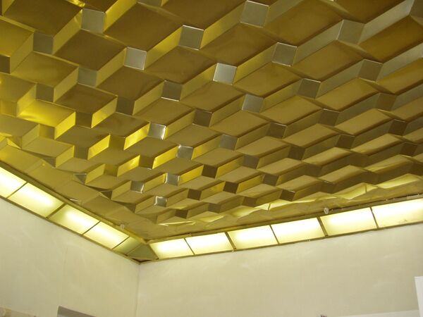 Подвесной потолок в стиле оригами в Институте востоковедения - Sputnik 日本