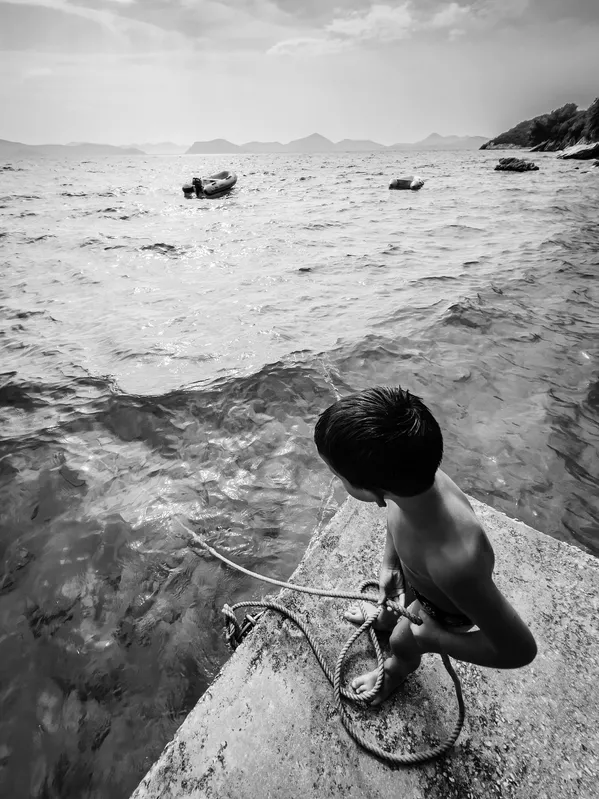 ボスニア・ヘルツェゴビナ出身Sasa Borozanさんの作品「Taming Waves」。IPPAWARDS 2023のフォトグラファー・オブ・ザ・イヤー部門2位。 iPhone 13 Proで撮影 - Sputnik 日本
