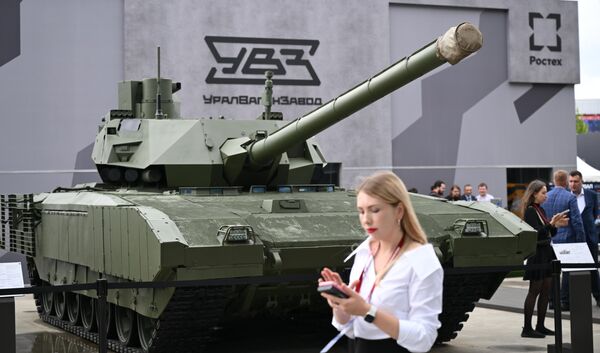 国際軍事技術展示会「アルミヤ2023」で展示されているT-14戦車「アルマータ」（ロシア・モスクワ州、14日） - Sputnik 日本