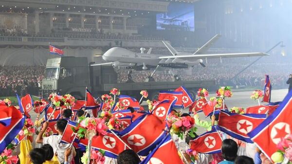 朝鮮戦争休戦70年記念パレードでお披露目となった北朝鮮の新型ドローン - Sputnik 日本