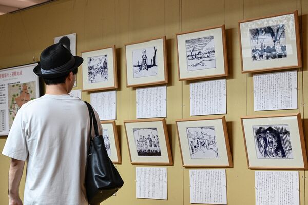 横網町公園にある東京都復興記念館を訪れた来館者（東京都墨田区、8月6日） - Sputnik 日本