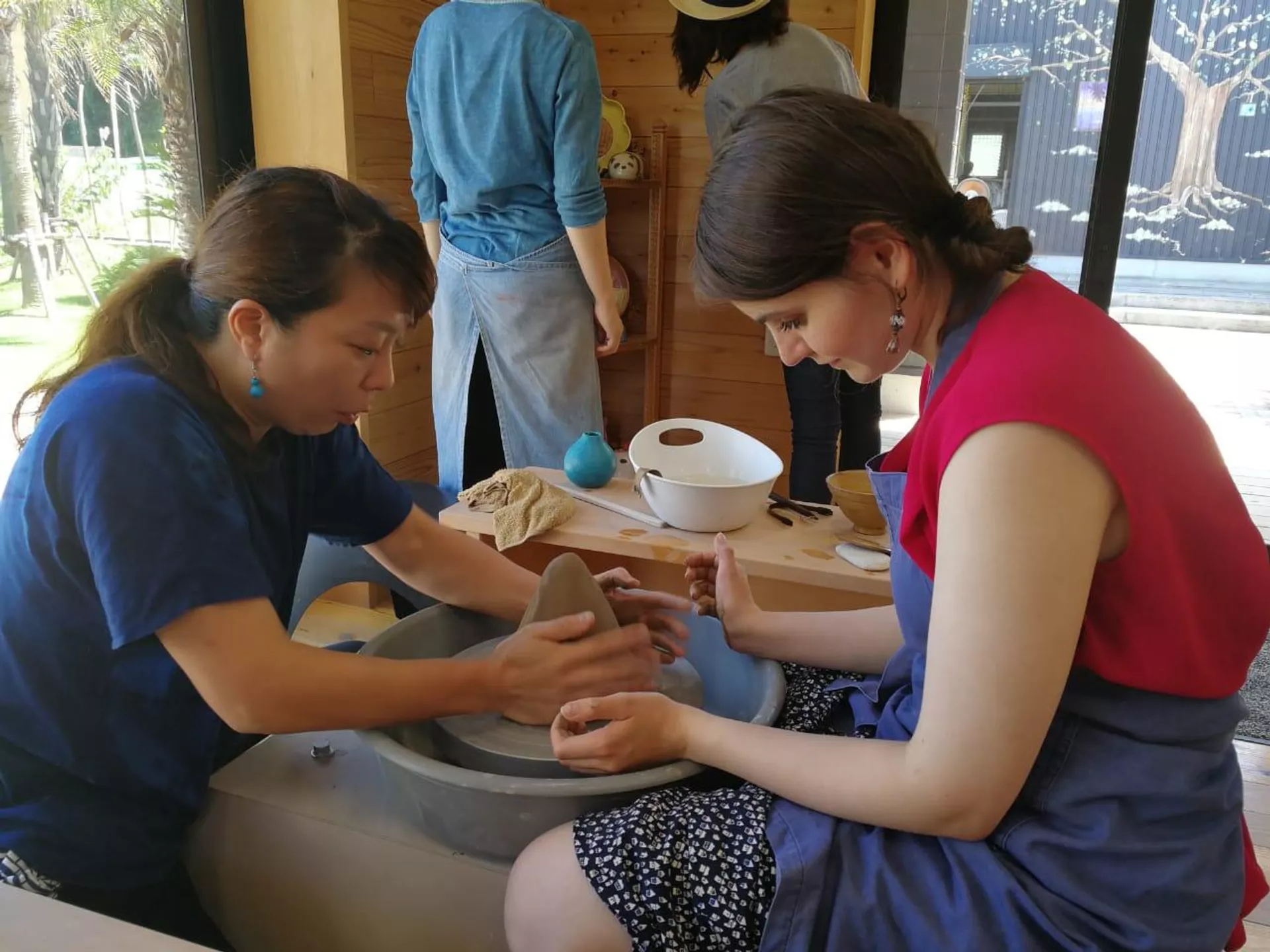 カーチャさん、初めての陶芸体験 カーチャさん、初めての陶芸体験 - Sputnik 日本, 1920, 12.09.2023