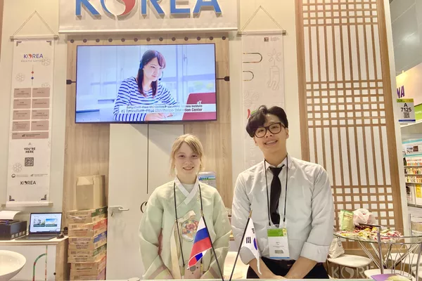 韓国のブース。韓国ラーメンはロシアで一般的 韓国のブース。韓国ラーメンはロシアで一般的 - Sputnik 日本
