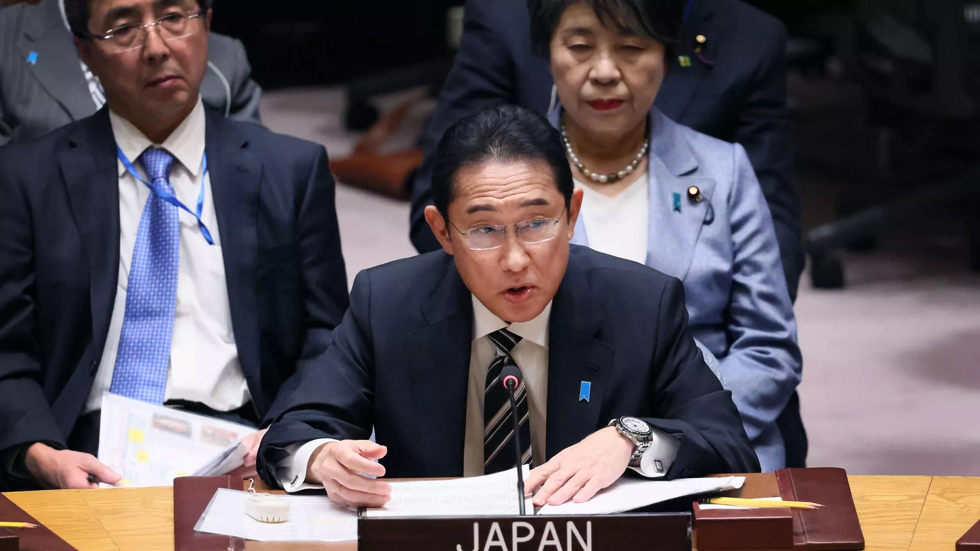 安保理首脳級会合で発言する岸田首相