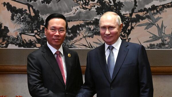 プーチン・トゥオン両首脳 - Sputnik 日本